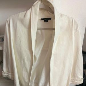 Spring Theory Soft White Jacket